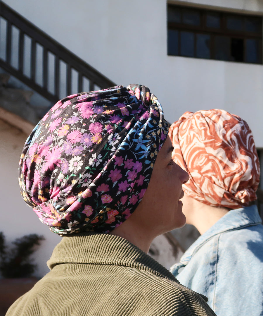 Selenite Black floral